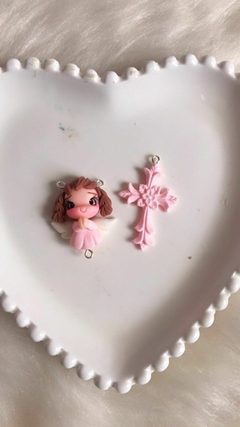 Kit Entremeio e Crucifixo Para Terços De Biscuit Infantil Anjinhos - comprar online