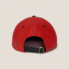 GORRA "GRITO" ROJO Y NEGRO PLANA - tienda online