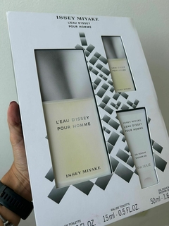 Kit Issey Miyake L'eau D'issey masculino perfume 100ml + perfume 15ml + Shower gel 50ml