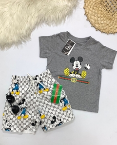 Bermuda Infantil Menino Shorts Gucci Coleção Mickey na internet