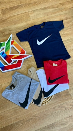Camiseta Infantil Menino Nike Logo Basica Linha Premium