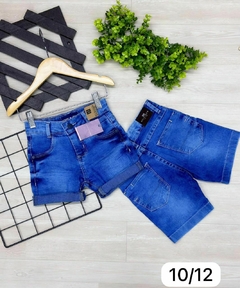Bermuda Jeans Para Meninos Detalhe Rasgadinho Com Barra Dobrada Azul - 10 ao 12 Anos