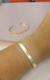 BRACELETE MINIMALISTA DESIGN ESCOVADO BANHADO A OURO (BRAC032) na internet