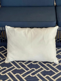Cama travesseiro branca - comprar online