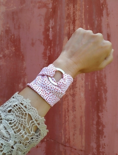 BRAZALETE DE SEDA PINTITAS