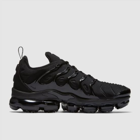 Tênis nike air vapormax plus preto e dourado discount