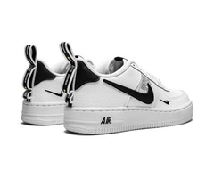 Nike utility store branco
