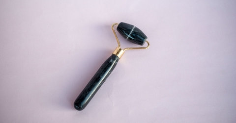 Rodillo facial Onix negro simple Casa Libra