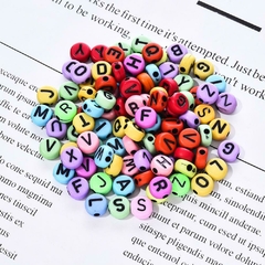 CUENTAS LETRAS PLANAS Y REDONDAS MULTICOLOR X 15G X 100 UNI - Doctor Obra Flores