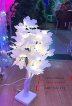 Arbol de hojas blancas con 90 luces cálidas 0,6 mts