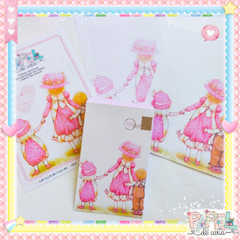 Kit Papel de Carta Holly Hobbie -Capa Dura, 2 Papéis, Envelope, Notinhas