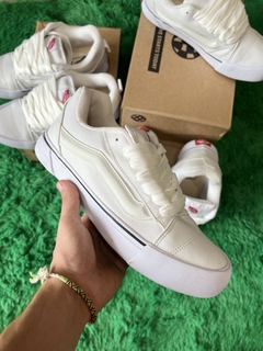 Vans Knu Skool total white