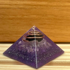 276 - Pirâmide Turmalina e Ametista - 4cm
