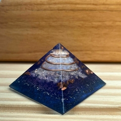 307 - Pirâmide Lua Mística Autoconhecimento - 4cm