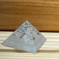 308 - Pirâmide Lua Mística Melhora a Intuição - 4cm
