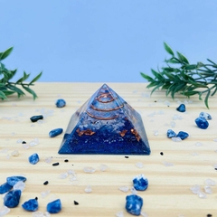 Pirâmide Lua Mística - Pedra da Lua Natural Azul e Lilás - 4cm