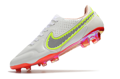 Nike Tiempo Legend 9 Elite na internet