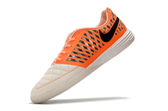 Nike Lunar Gato II na internet