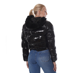 Campera Puffer Metalizada con Piel en internet