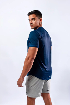 Camiseta Raglan Bolt Azul Marinho na internet