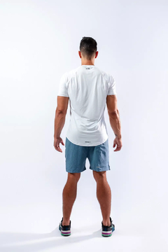 Camiseta Raglan Bolt Branca - comprar online