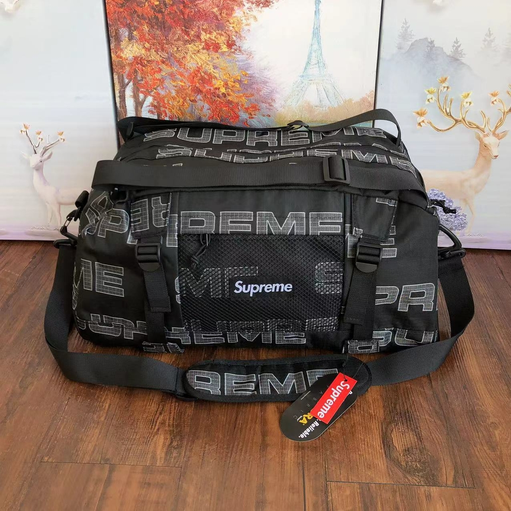 Ss18 supreme duffle shop bag