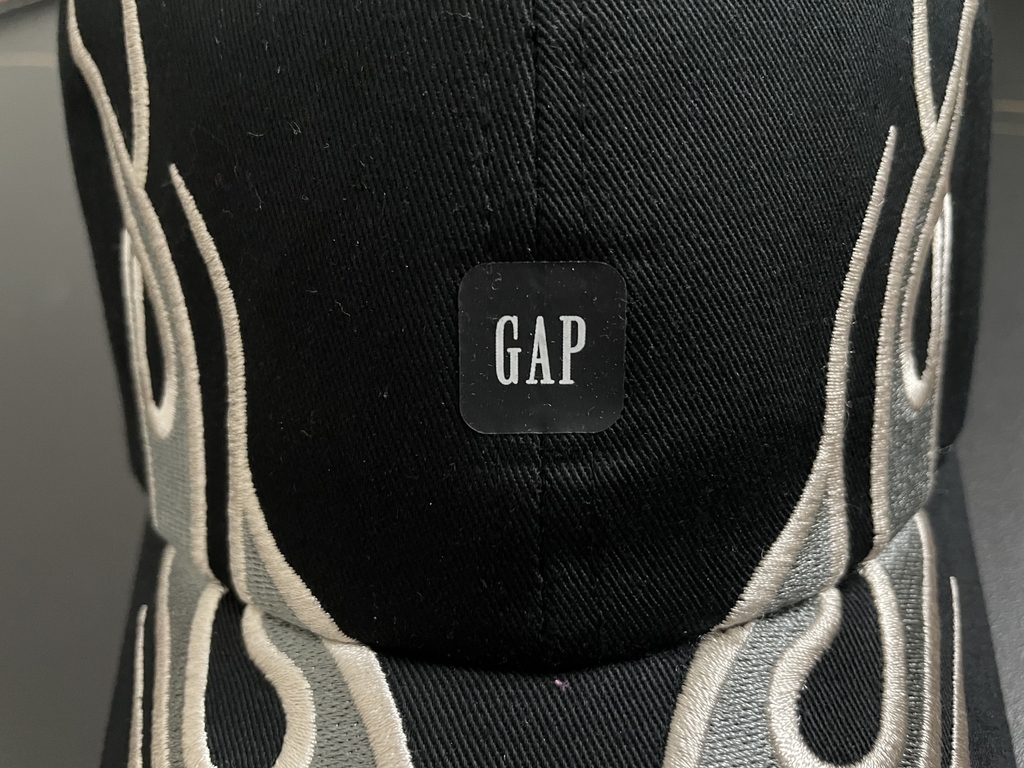 Balenciaga Yeezy GAP x Flames Black Cap: unique and exclusive style