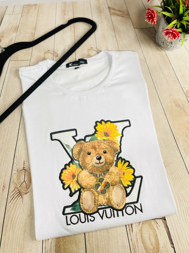 Camiseta Louis Vuitton Teddy florido - P&B Griffe