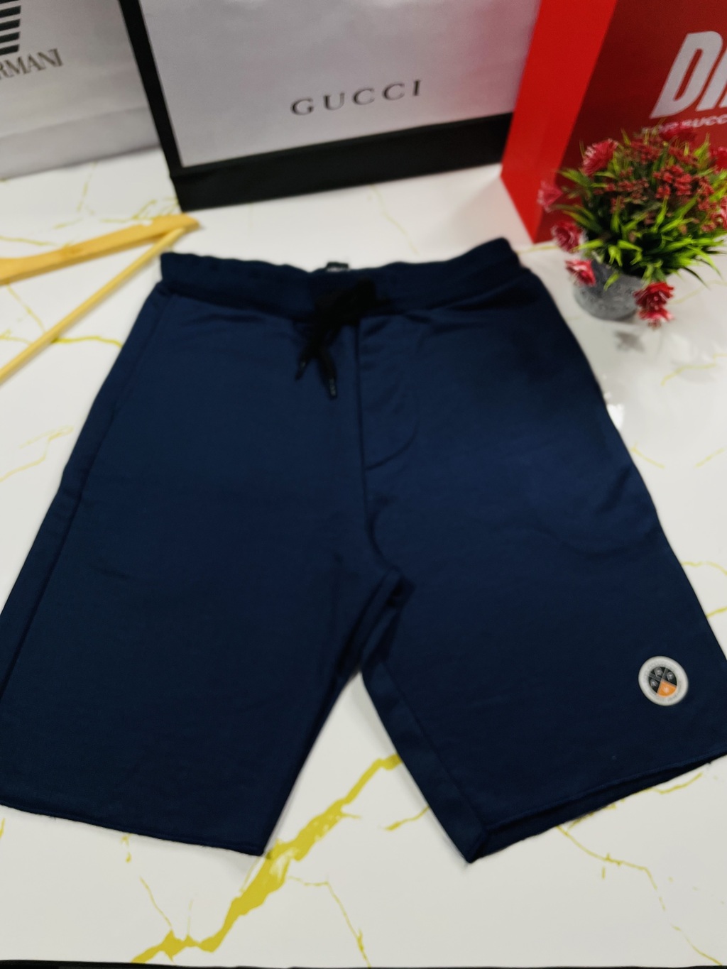 Bermuda hotsell gucci moletom