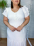 Vestido longo decote em V Paloma botão branco - comprar online