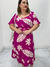 Vestido midi decote coração com amarração na cintura manga flare fucsia folhas - Moda Plus Size - Zeona Moda