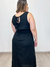 Vestido regata em linho Melanie com botões nas laterais, com látex nas costas preto - Moda Plus Size - Zeona Moda