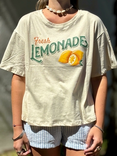 REMERA LEMONADE BEIGE - comprar online