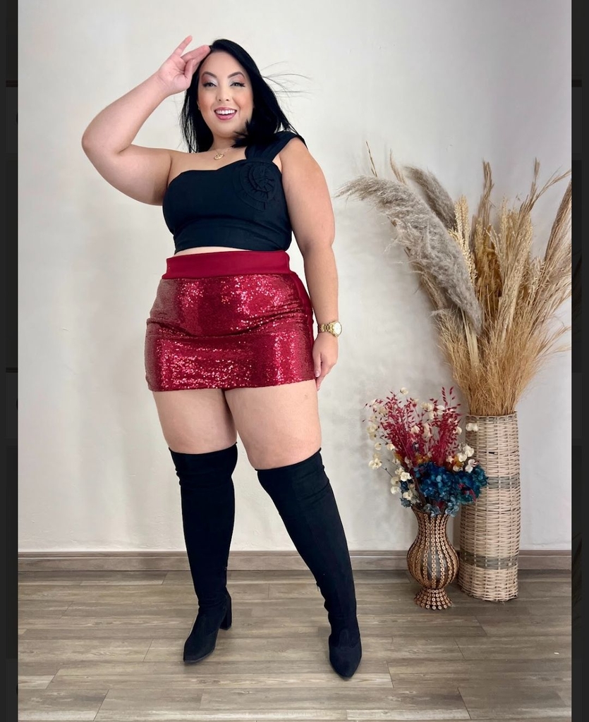 Short Saia paetê - Comprar em Kalola Plus Size