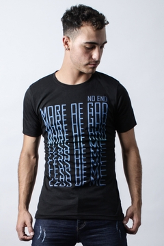 REMERA MORE OF GOD LESS OF ME (40257) en internet