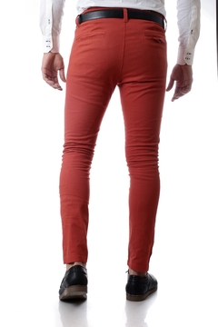 PANTALON GABARDINA CHINO SPANDEX (35309) en internet