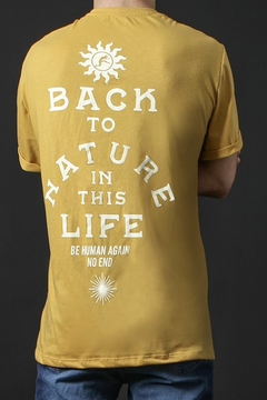 REMERA BACK TO NATURE IN THIS LIFE OVERSIZE (40216) - tienda online