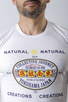 REMERA COLLECTIVE JOURNEY YOKOHAMA JAPAN (39253) - comprar online