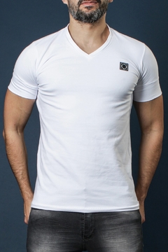 REMERA ESCOTE V CON LYCRA (38224) - comprar online