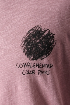 REMERA COMPLEMENTARY COLOR PAIRS (41274) en internet