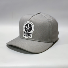 Boné DYM Snapback Aba Curva Logo DYM - Cinza