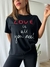 Imagen de REMERA LOVE IS ALL YOU NEED