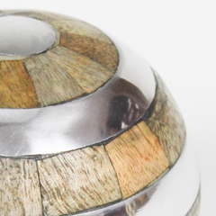 Bola Decorativa em madeira e metal ANTÚRIO - comprar online