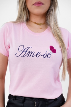 T-shirt Ame-se Rosa bebê