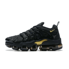 NIKE VAPORMAX PLUS BLACK METALLIC GOLD - comprar online