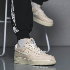 NIKE AIR FORCE STUSSY FOSSIL STONE - comprar online