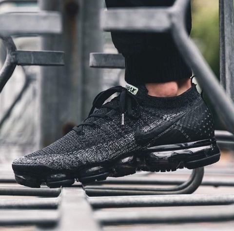Nike vapormax flyknit 2 mujer negro sale