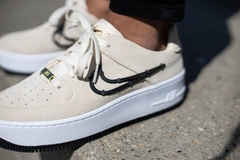 NIKE AIR FORCE SAGE LOW CREAM en internet