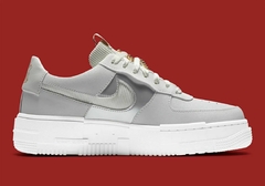 NIKE AIR FORCE PIXEL WHITE en internet