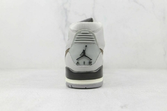 Imagen de JORDAN LEGACY 312 "WOLF GREY"